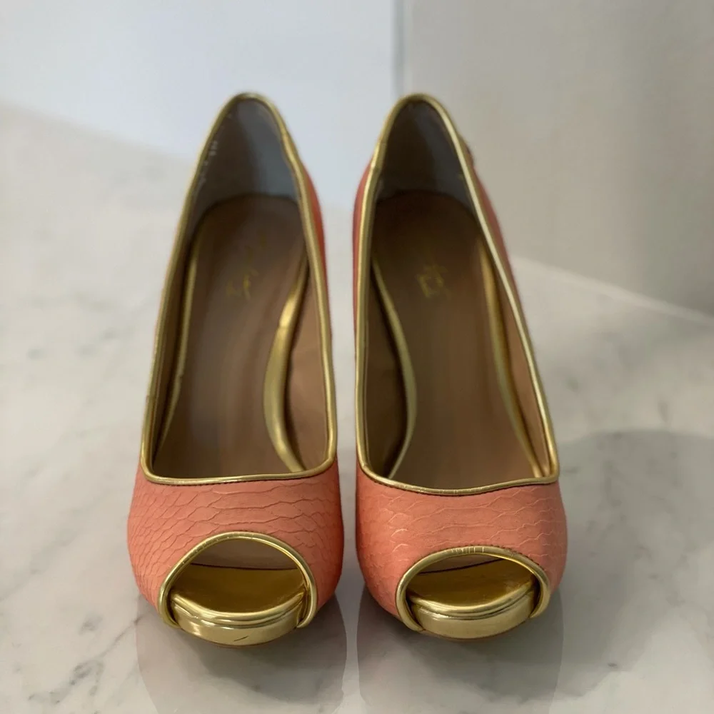 💞HP💞 Thalia Sodi Cereza US 7 Peep Toe Heels - Picture 3 of 9